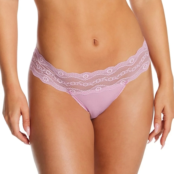 Btemptd by Wacoal white Lace adorable thong - Picture 3 of 3